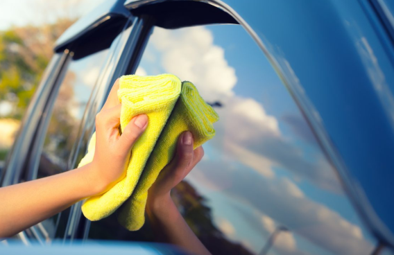 clean the car in summer